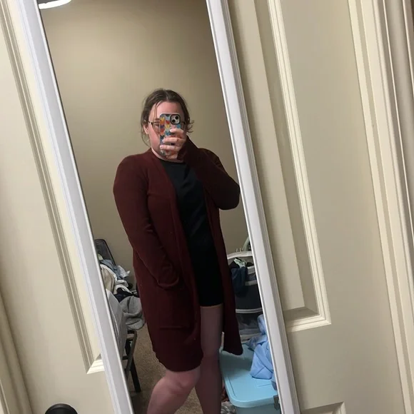 BNWT maroon cardigan - Picture 3 of 4